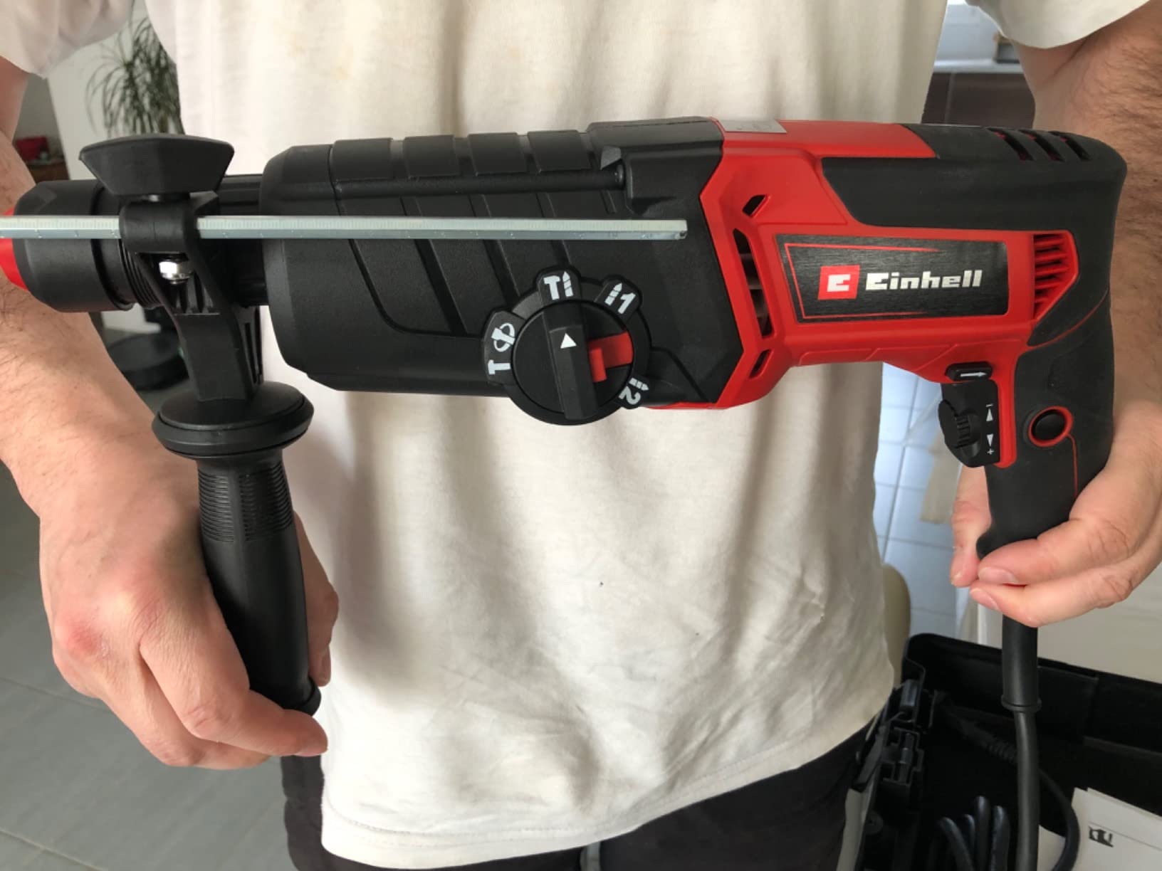 Muy completo para bricolaje