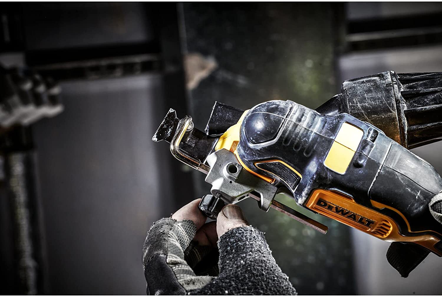 dewalt-dcs356nt-xj-multiherramienta-oscilante-inal-mbrica-sin-escobillas-18-v-xr image 6