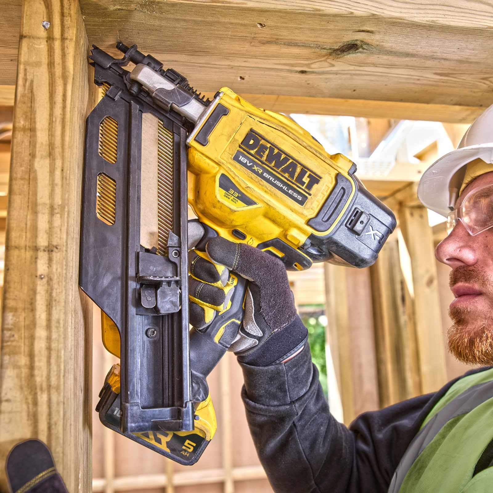 dewalt-dcn930n-xj-clavadora-de-estructuras-brushless-xr-18-v-compatible-con-clav image 5