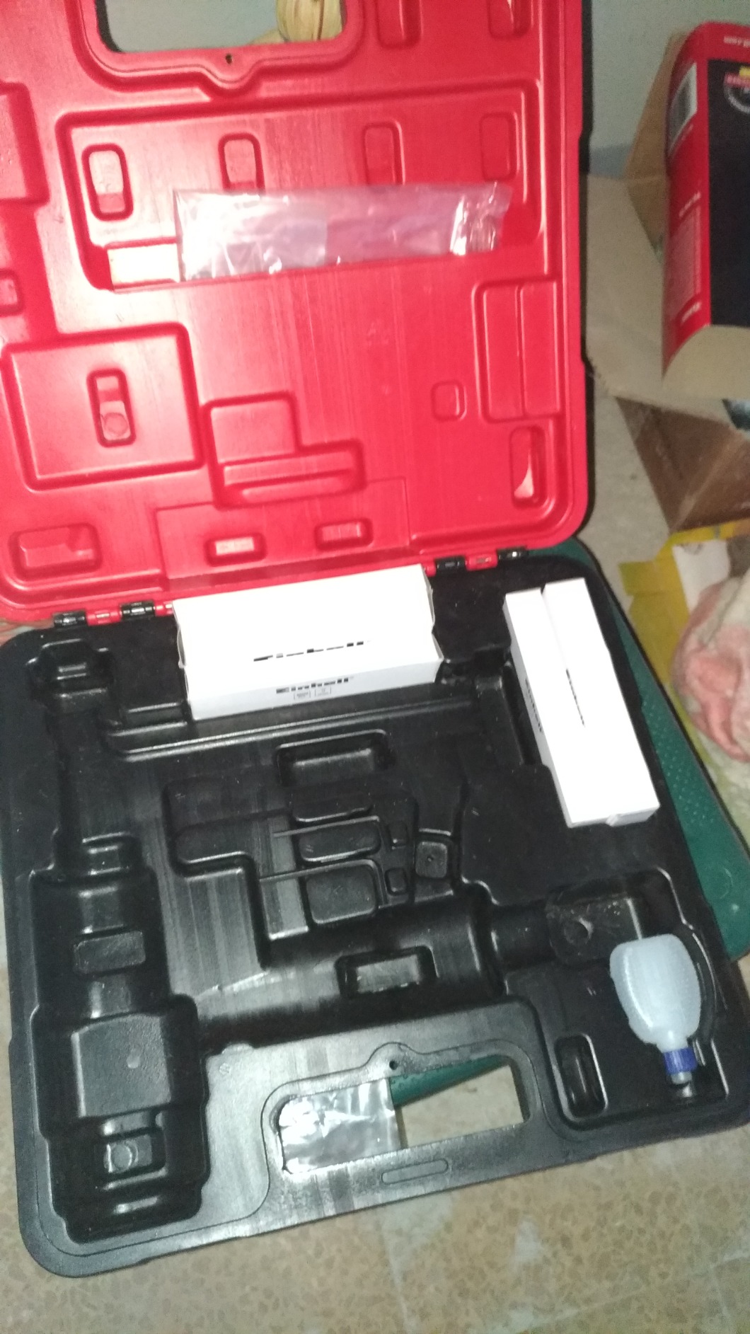 Buena para carpintería ligera