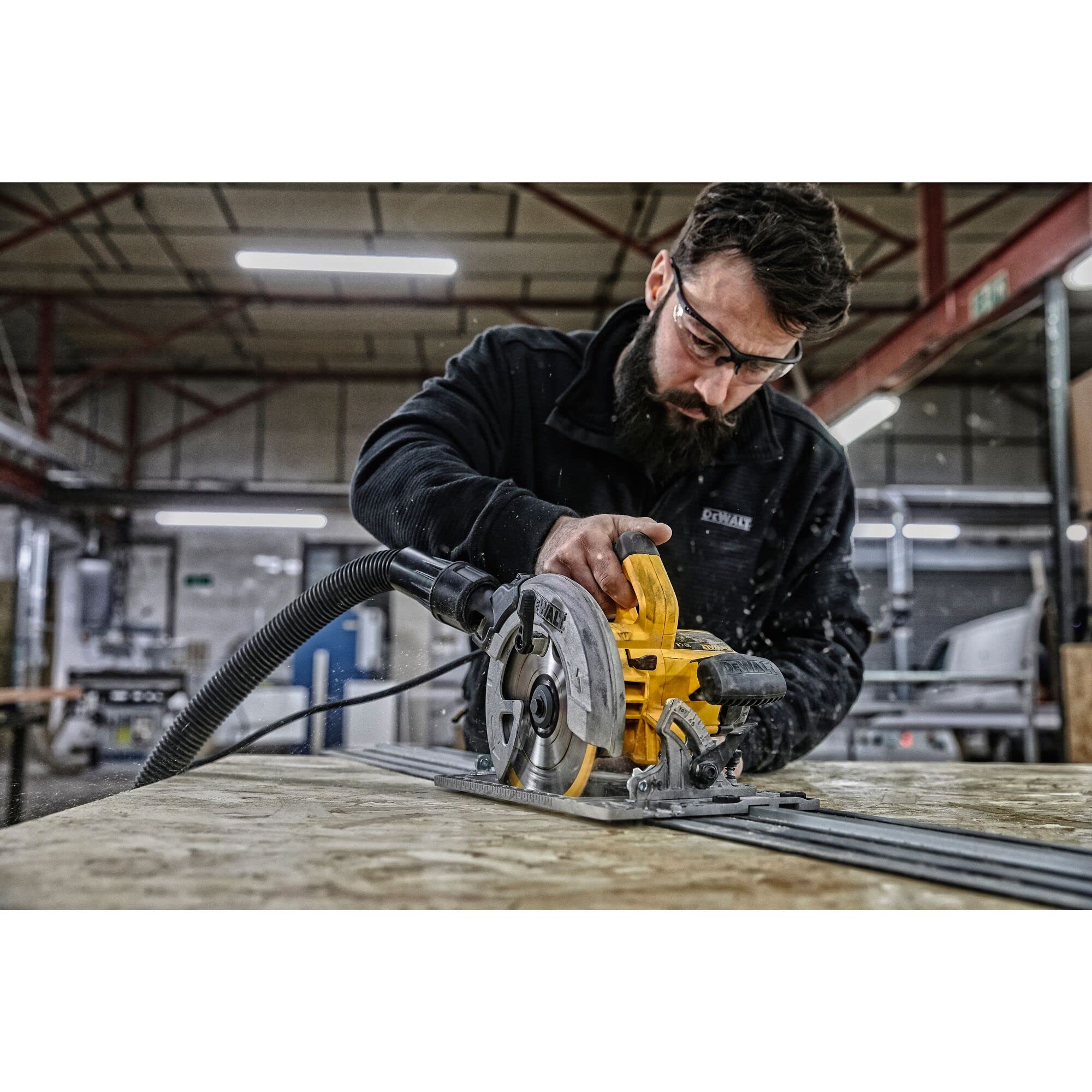 dewalt-dwe576k-qs-sierra-circular-1600w-con-disco-de-190-mm-corte-hasta-61-mm-co image 4