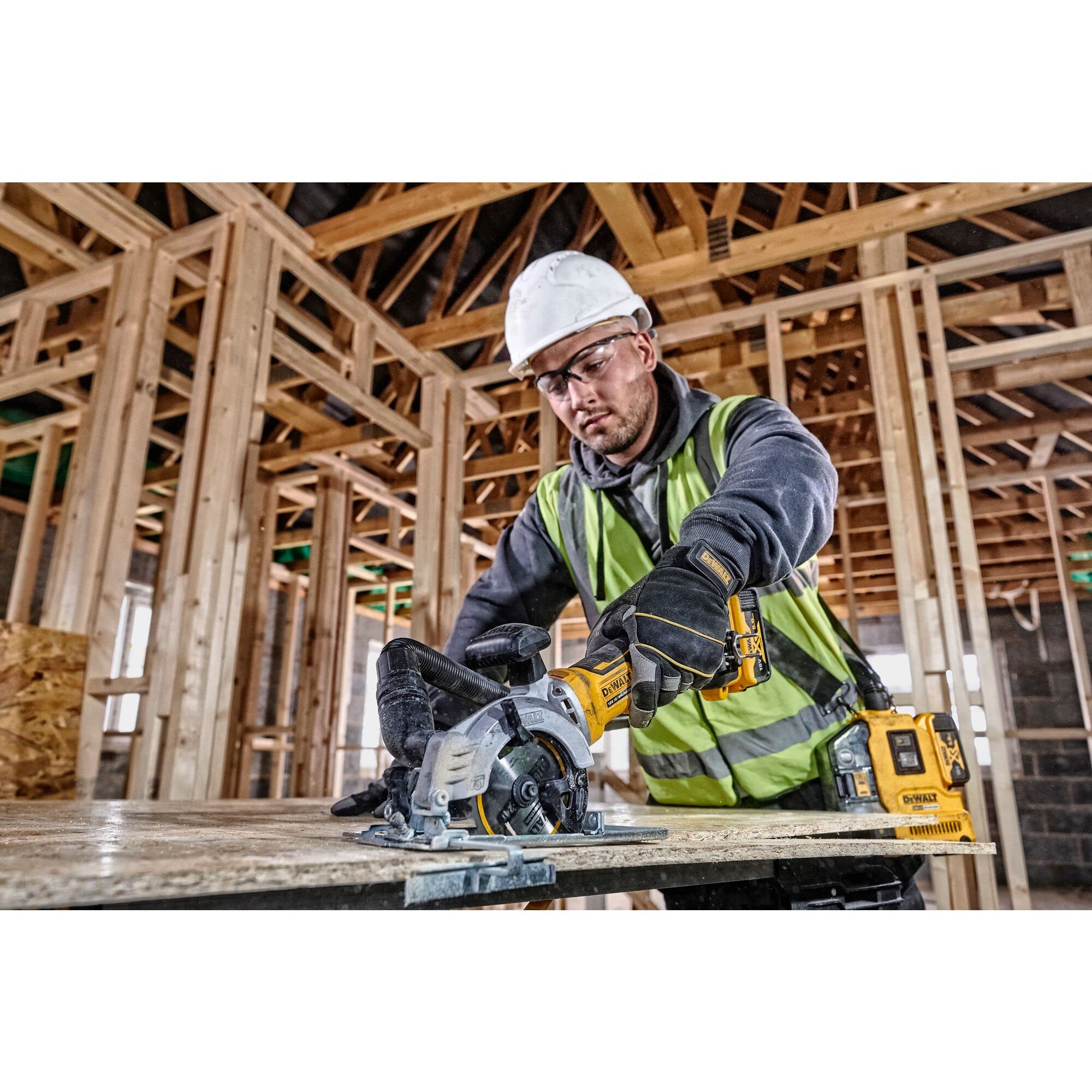 dewalt-dcs571nt-xj-sierra-circular-inal-mbrica-xr-18-v-sin-escobillas-de-115-mm- image 4