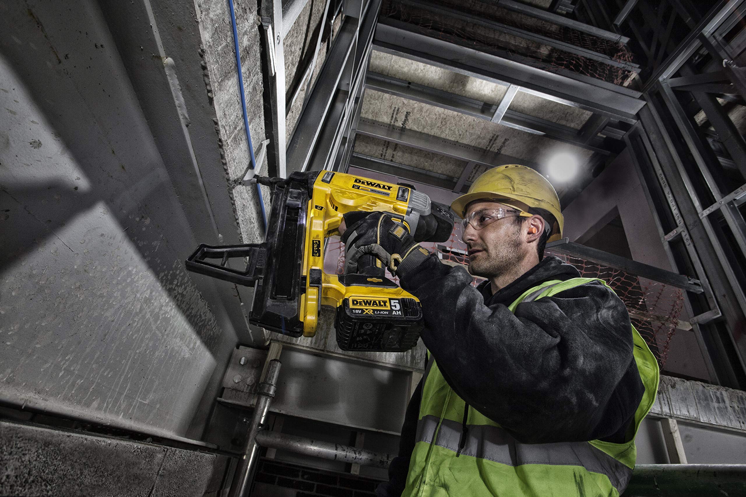 dewalt-dcn890p2-qw-clavadora-de-hormig-n-y-acero-sin-escobillas-xr-18-v-con-2-ba image 8