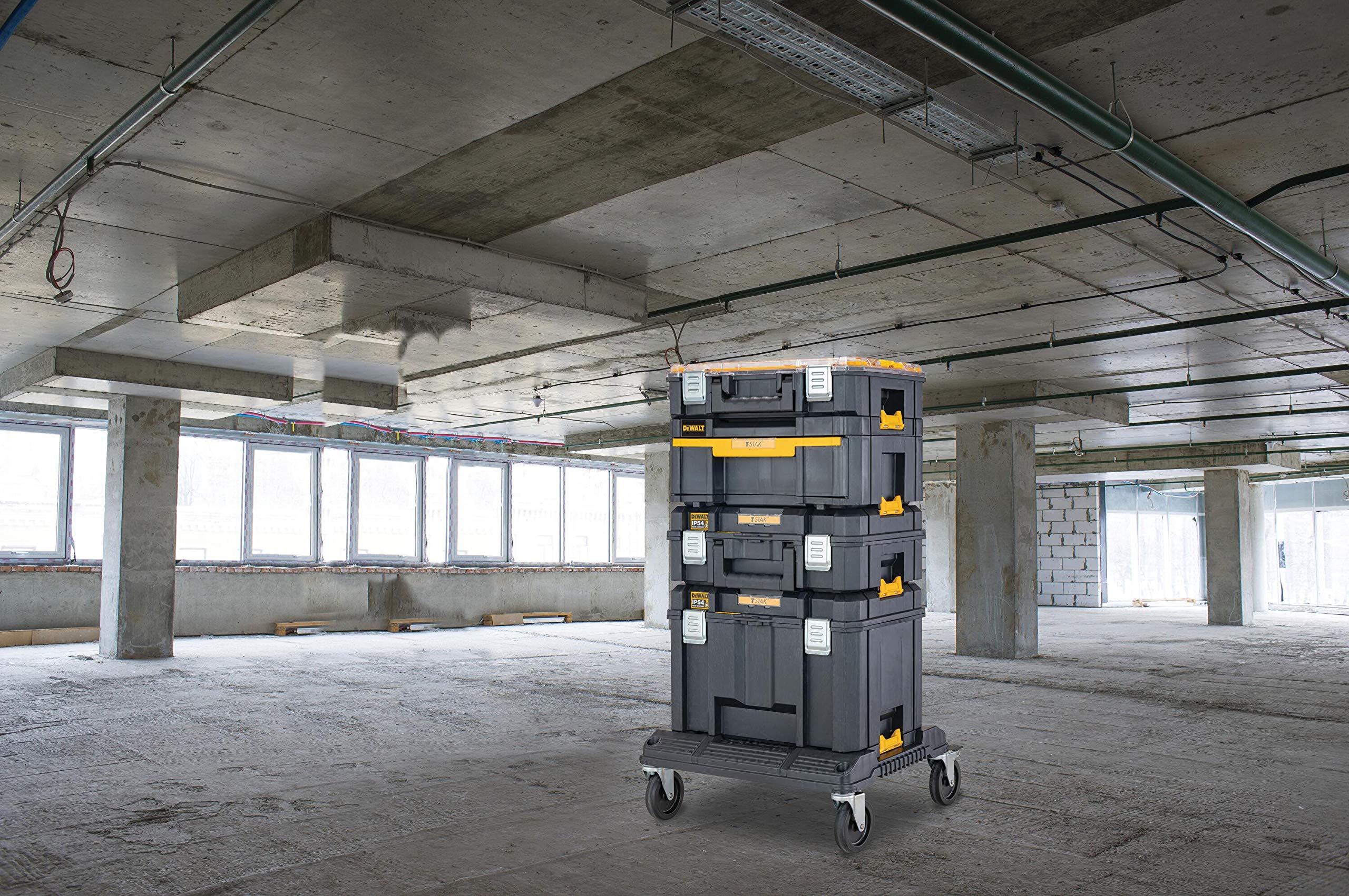 dewalt-dwst83345-1-caja-de-herramientas-tstak-ii-24-l-con-espuma-ip54-apilable-y image 7